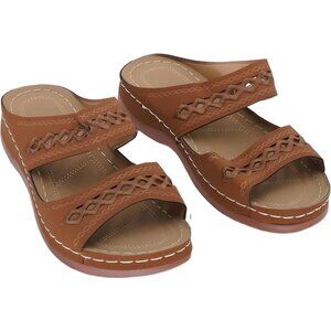 Skyla Women's Tan Egyptian Pattern Sandal US 8.5